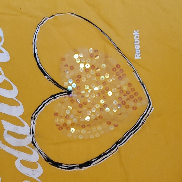 CLOSET CLOSING 7/31 Nashville Predators Tshirt size small - Picture 2 of 4